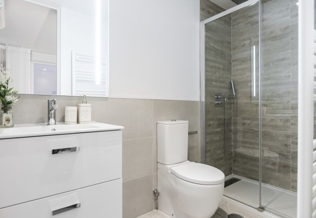 Apartamento en Madrid - Waou Plaza de España VI - Alquiler Corta Duración Apartamento en Madrid - Waou Plaza de España VI - Alquiler Corta Duración