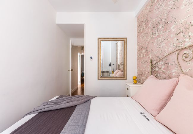 Apartamento en Madrid - Waou La Latina II - Alquiler Corta Duración Apartamento en Madrid - Waou La Latina II - Alquiler Corta Duración