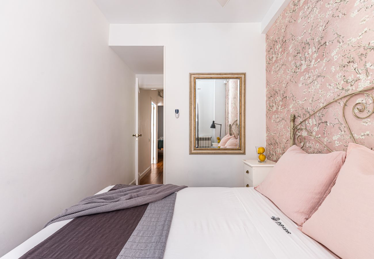 Apartamento en Madrid - Waou La Latina II - Alquiler Corta Duración Apartamento en Madrid - Waou La Latina II - Alquiler Corta Duración