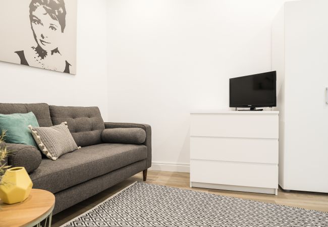 Apartamento en Madrid - Waou Malasaña I - Alquiler Corta Duración Apartamento en Madrid - Waou Malasaña I - Alquiler Corta Duración