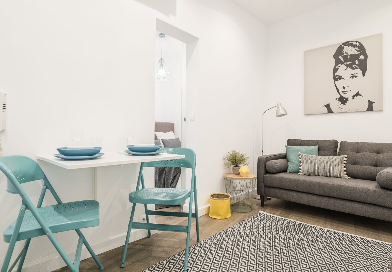 Apartamento en Madrid - Waou Malasaña I - Alquiler Corta Duración Apartamento en Madrid - Waou Malasaña I - Alquiler Corta Duración