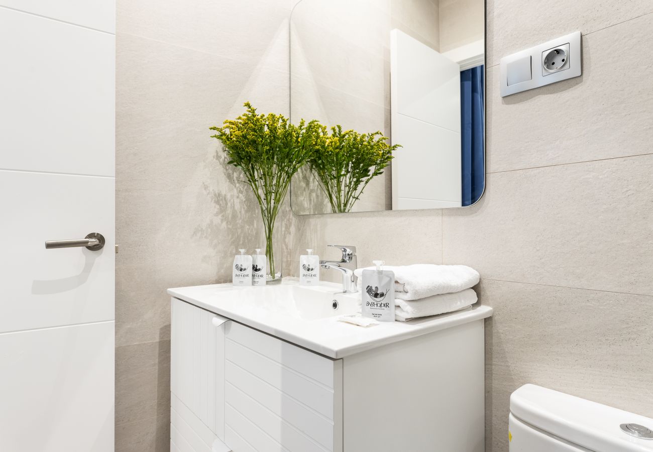 Apartamento en Madrid - Waou Gran Via IV - Alquiler Corta Duración Apartamento en Madrid - Waou Gran Via IV - Alquiler Corta Duración