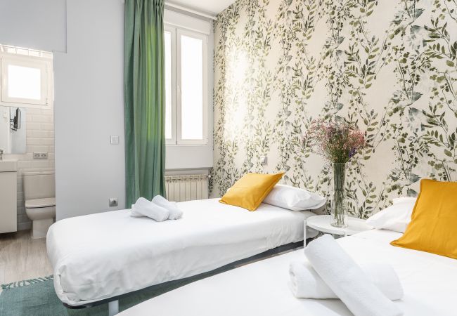 Apartamento en Madrid - Waou Plaza de España II - Alquiler Corta Duración Apartamento en Madrid - Waou Plaza de España II - Alquiler Corta Duración