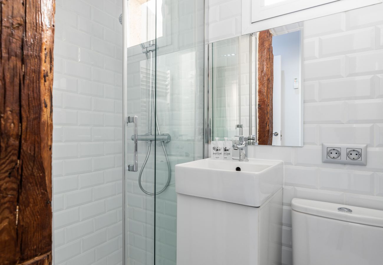 Apartamento en Madrid - Waou Plaza de España II - Alquiler Corta Duración Apartamento en Madrid - Waou Plaza de España II - Alquiler Corta Duración