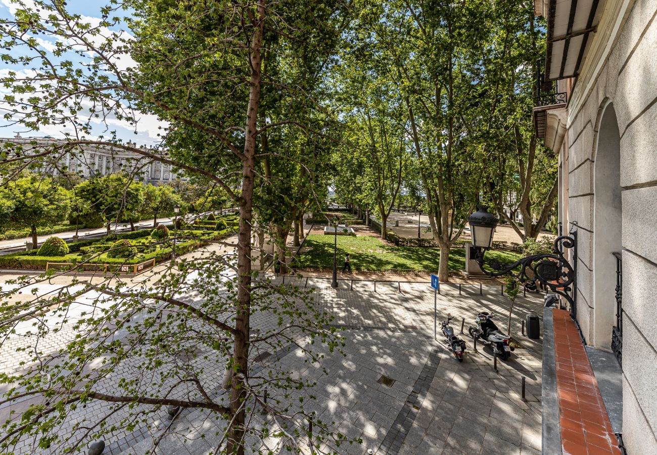 Apartamento en Madrid - Waou Palacio Real - Alquiler Corta Duración Apartamento en Madrid - Waou Palacio Real - Alquiler Corta Duración