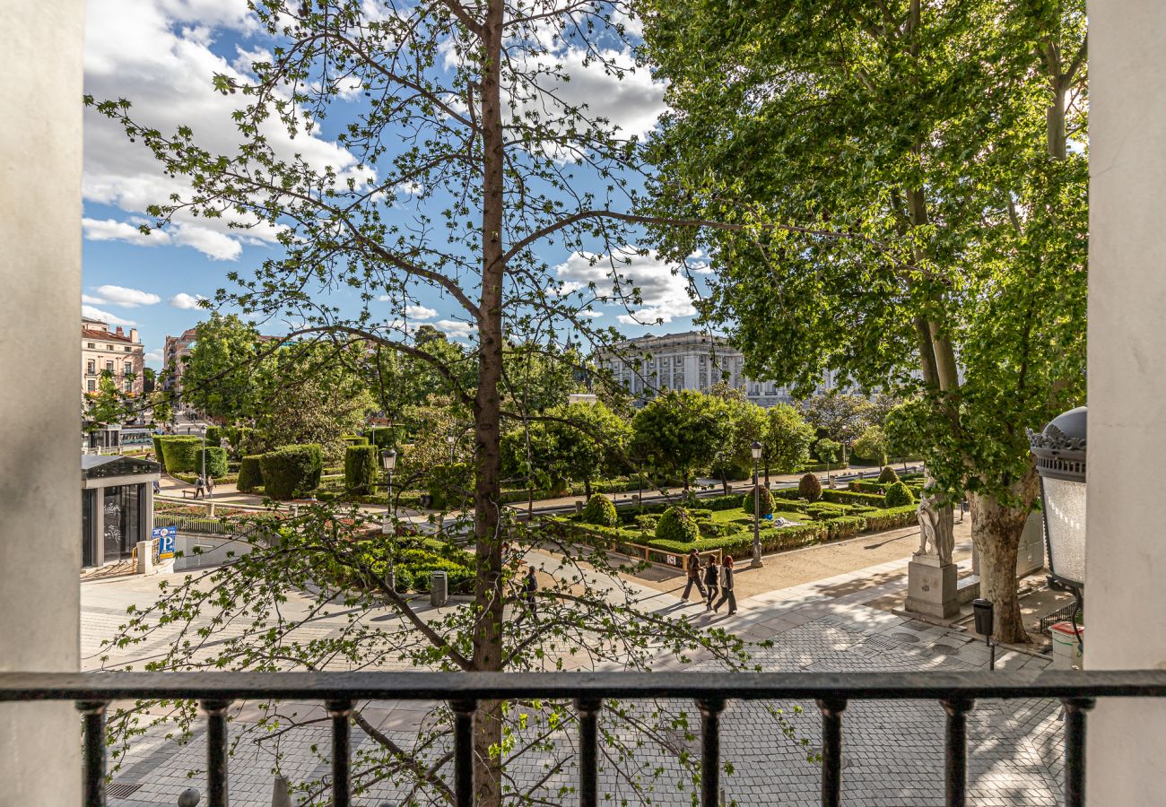 Apartamento en Madrid - Waou Palacio Real - Alquiler Corta Duración Apartamento en Madrid - Waou Palacio Real - Alquiler Corta Duración