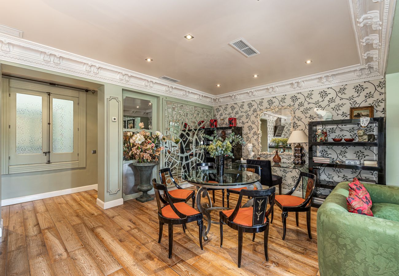 Apartamento en Madrid - Waou Palacio Real - Alquiler Corta Duración Apartamento en Madrid - Waou Palacio Real - Alquiler Corta Duración