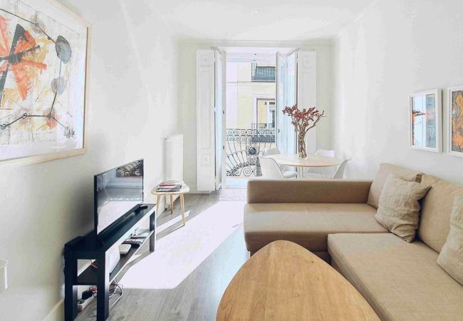 Apartamento en Madrid - Waou Chueca III - Alquiler Corta Duración Apartamento en Madrid - Waou Chueca III - Alquiler Corta Duración