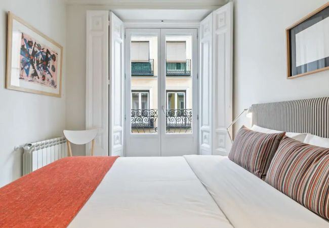 Apartamento en Madrid - Waou Chueca III - Alquiler Corta Duración Apartamento en Madrid - Waou Chueca III - Alquiler Corta Duración