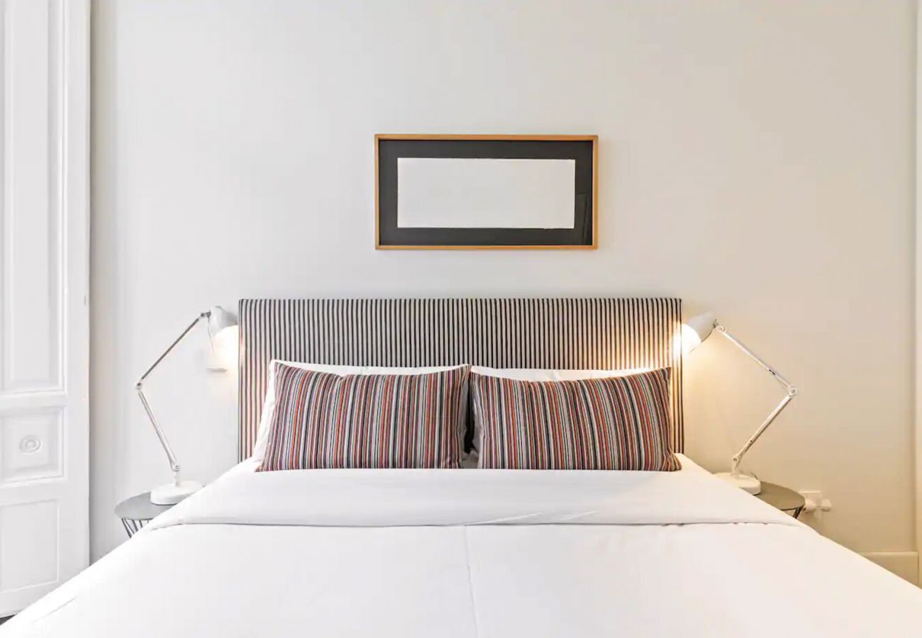 Apartamento en Madrid - Waou Chueca III - Alquiler Corta Duración Apartamento en Madrid - Waou Chueca III - Alquiler Corta Duración