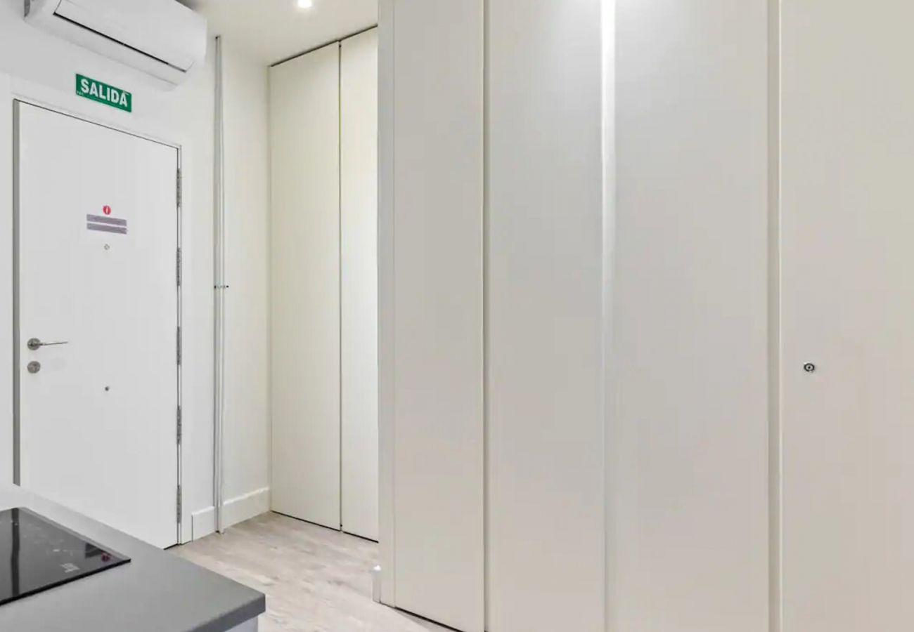 Apartamento en Madrid - Waou Chueca III - Alquiler Corta Duración Apartamento en Madrid - Waou Chueca III - Alquiler Corta Duración
