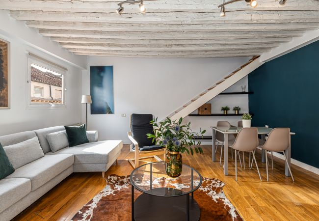 Apartamento en Madrid - Waou Puerta del Sol II - Alquiler Corta Duración Apartamento en Madrid - Waou Puerta del Sol II - Alquiler Corta Duración