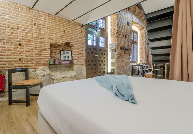 Apartamento en Madrid - Waou Los Austrias III - Alquiler Corta Duración Apartamento en Madrid - Waou Los Austrias III - Alquiler Corta Duración