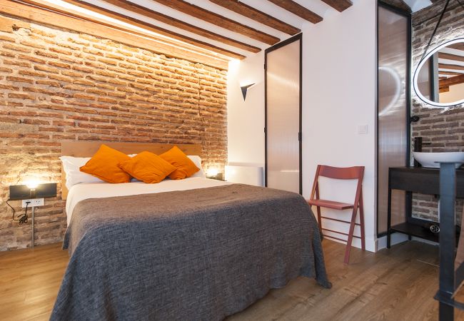 Apartamento en Madrid - Waou Los Austrias III - Alquiler Corta Duración Apartamento en Madrid - Waou Los Austrias III - Alquiler Corta Duración