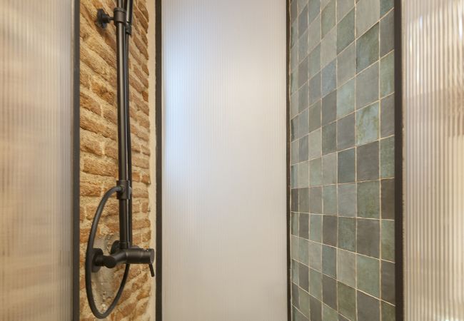 Apartamento en Madrid - Waou Los Austrias III - Alquiler Corta Duración Apartamento en Madrid - Waou Los Austrias III - Alquiler Corta Duración