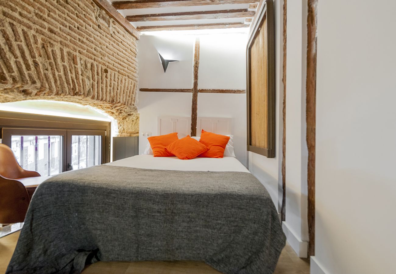 Apartamento en Madrid - Waou Los Austrias III - Alquiler Corta Duración Apartamento en Madrid - Waou Los Austrias III - Alquiler Corta Duración