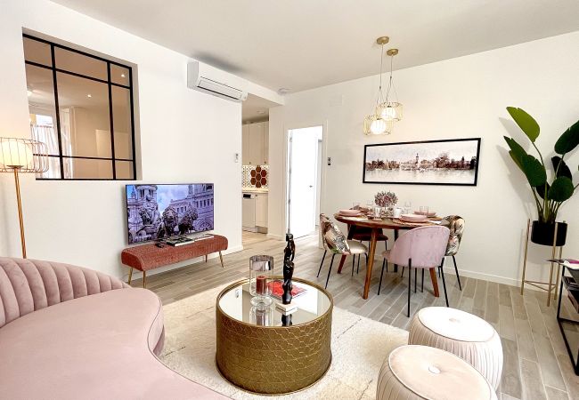 Apartamento en Madrid - Waou La Cibeles es MIA - Corta Duración Apartamento en Madrid - Waou La Cibeles es MIA - Corta Duración