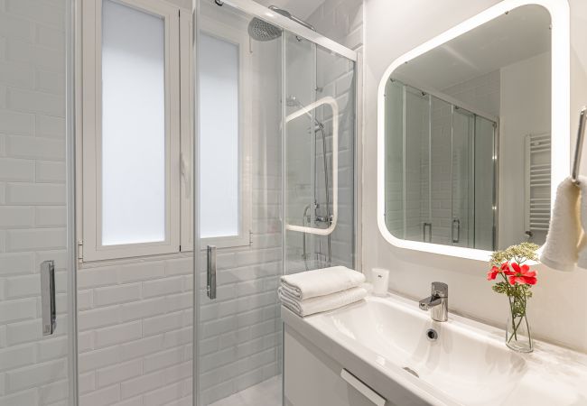 Apartamento en Madrid - Waou Chamberi V - Alquiler Corta Duración Apartamento en Madrid - Waou Chamberi V - Alquiler Corta Duración