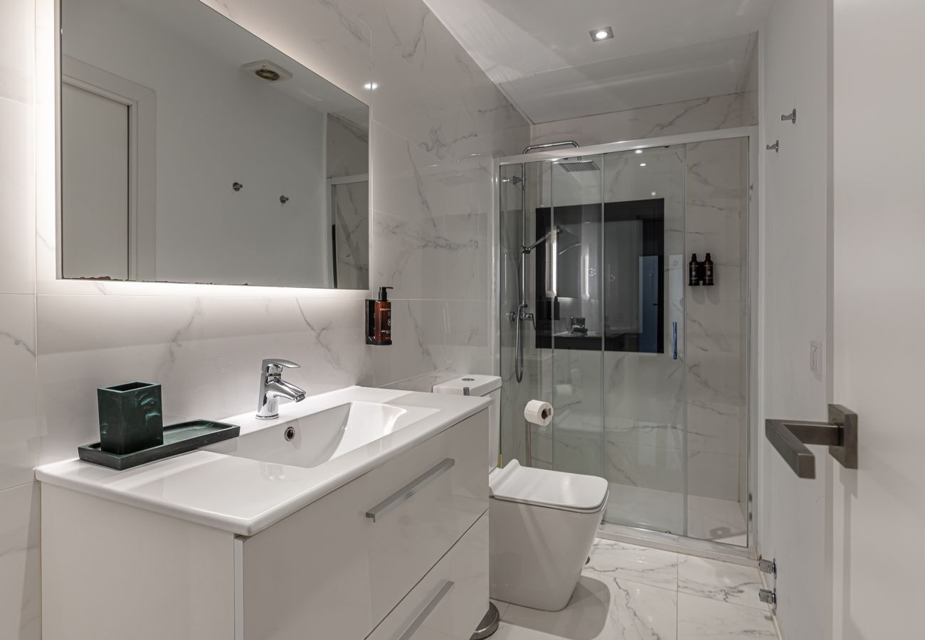 Estudio en Madrid - Waou Essence I Antón Martín Estudio en Madrid - Waou Essence I Antón Martín