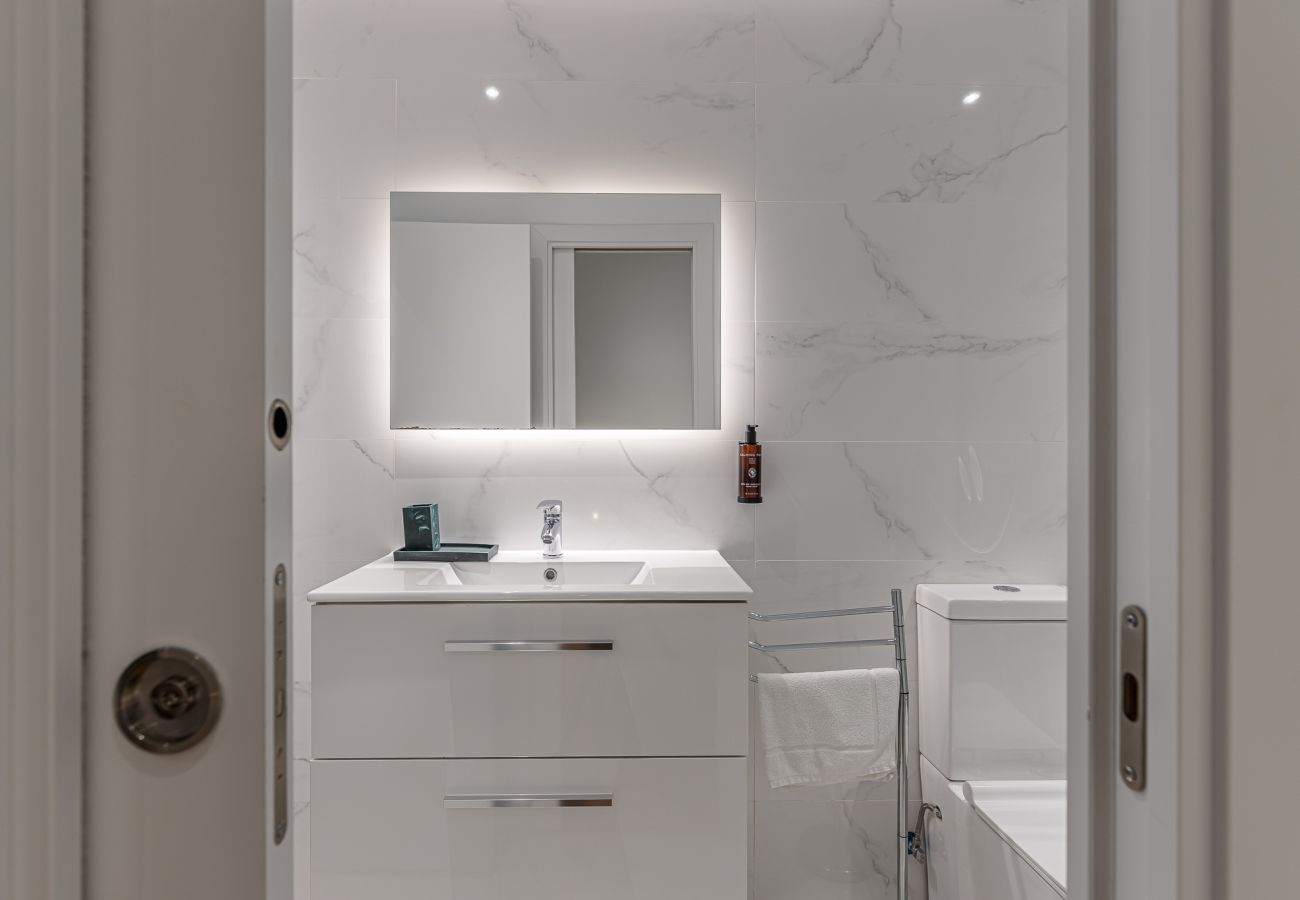 Estudio en Madrid - Waou Essence I Antón Martín Estudio en Madrid - Waou Essence I Antón Martín