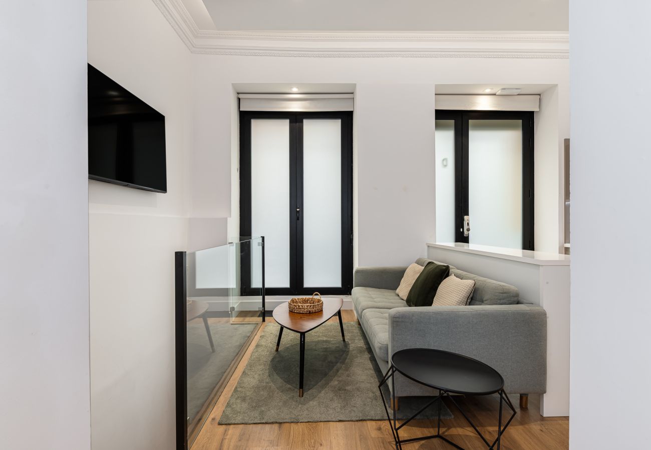 Estudio en Madrid - Waou Essence I Antón Martín Estudio en Madrid - Waou Essence I Antón Martín