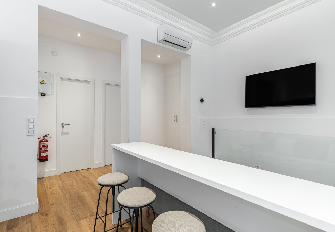 Estudio en Madrid - Waou Essence I Antón Martín Estudio en Madrid - Waou Essence I Antón Martín