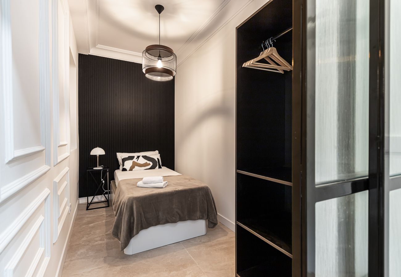 Apartamento en Madrid - Queens Barrio Salamanca - Alquiler Corta Duración Apartamento en Madrid - Queens Barrio Salamanca - Alquiler Corta Duración