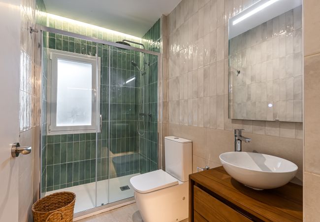 Alquiler por habitaciones en Madrid - Queens Bernabéu II Alquiler por habitaciones en Madrid - Queens Bernabéu II