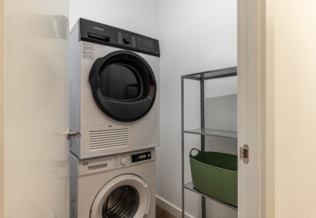 Alquiler por habitaciones en Madrid - Queens Bernabéu II Alquiler por habitaciones en Madrid - Queens Bernabéu II