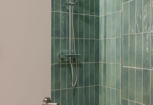 Alquiler por habitaciones en Madrid - Queens Bernabéu II Alquiler por habitaciones en Madrid - Queens Bernabéu II