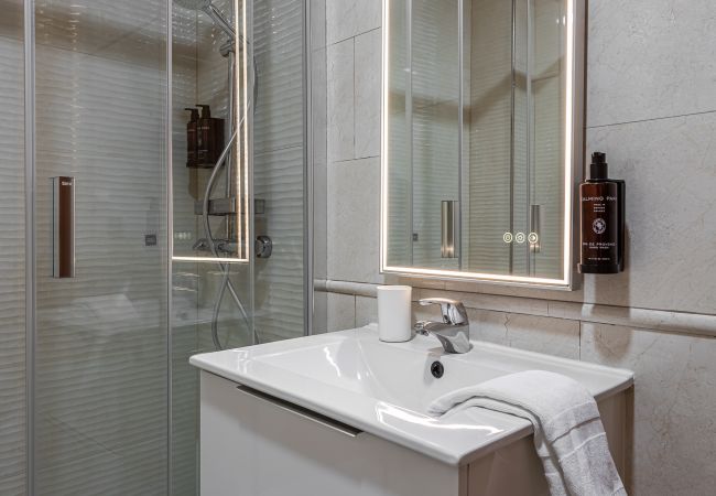 Apartamento en Madrid - Waou Cuatro Caminos - Alquiler Corta Duración Apartamento en Madrid - Waou Cuatro Caminos - Alquiler Corta Duración