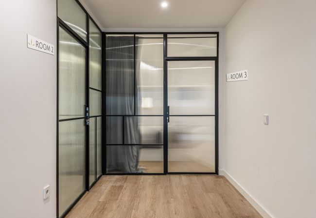 Alquiler por habitaciones en Madrid - Queens Plaza España II - Alquiler Corta Duración Alquiler por habitaciones en Madrid - Queens Plaza España II - Alquiler Corta Duración