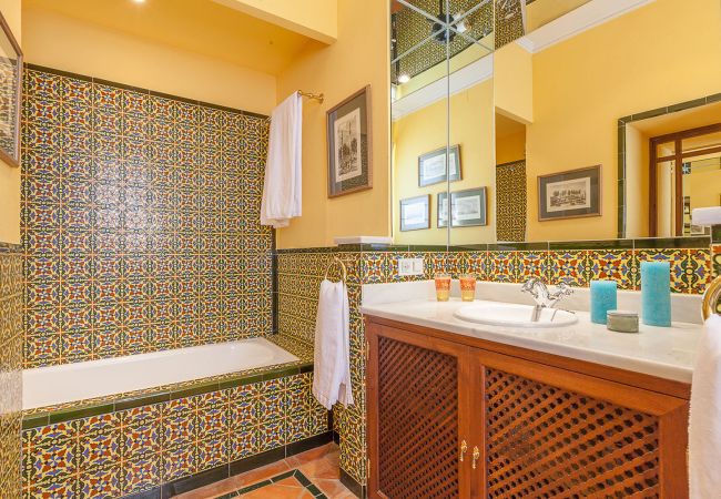 Alquiler por habitaciones en Sevilla - Waou Palacio Tenorio Santa Cruz VII Alquiler por habitaciones en Sevilla - Waou Palacio Tenorio Santa Cruz VII