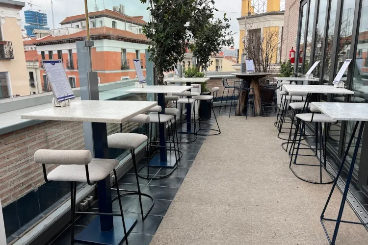 11-Nudos-Terraza-Nordes-Mercado-san-anton
