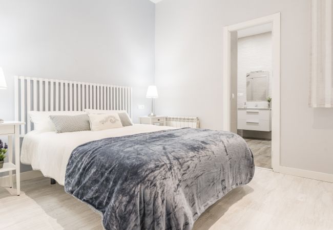 Apartment in Madrid - Waou La Latina I - Alquiler Corta Duración Apartment in Madrid - Waou La Latina I - Alquiler Corta Duración