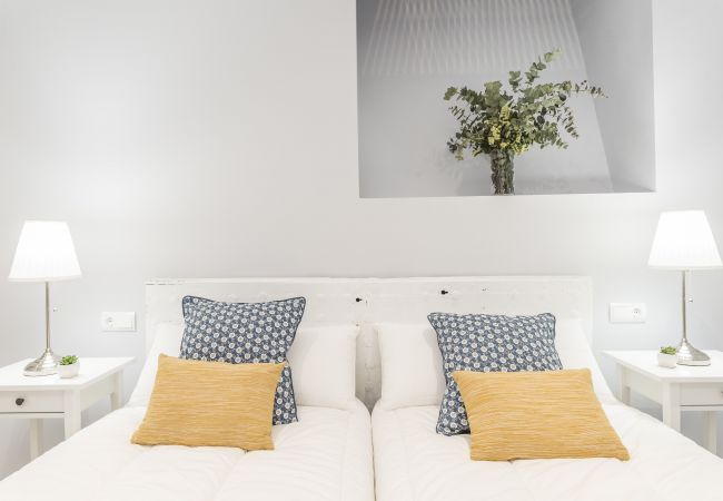 Apartment in Madrid - Waou La Latina I - Alquiler Corta Duración Apartment in Madrid - Waou La Latina I - Alquiler Corta Duración