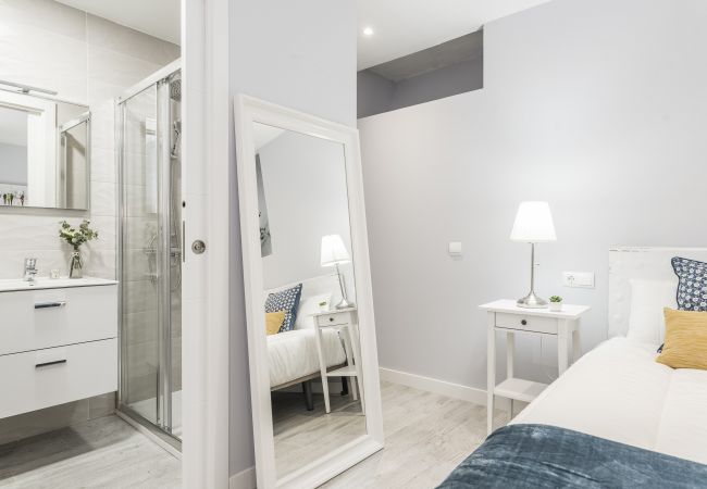 Apartment in Madrid - Waou La Latina I - Alquiler Corta Duración Apartment in Madrid - Waou La Latina I - Alquiler Corta Duración