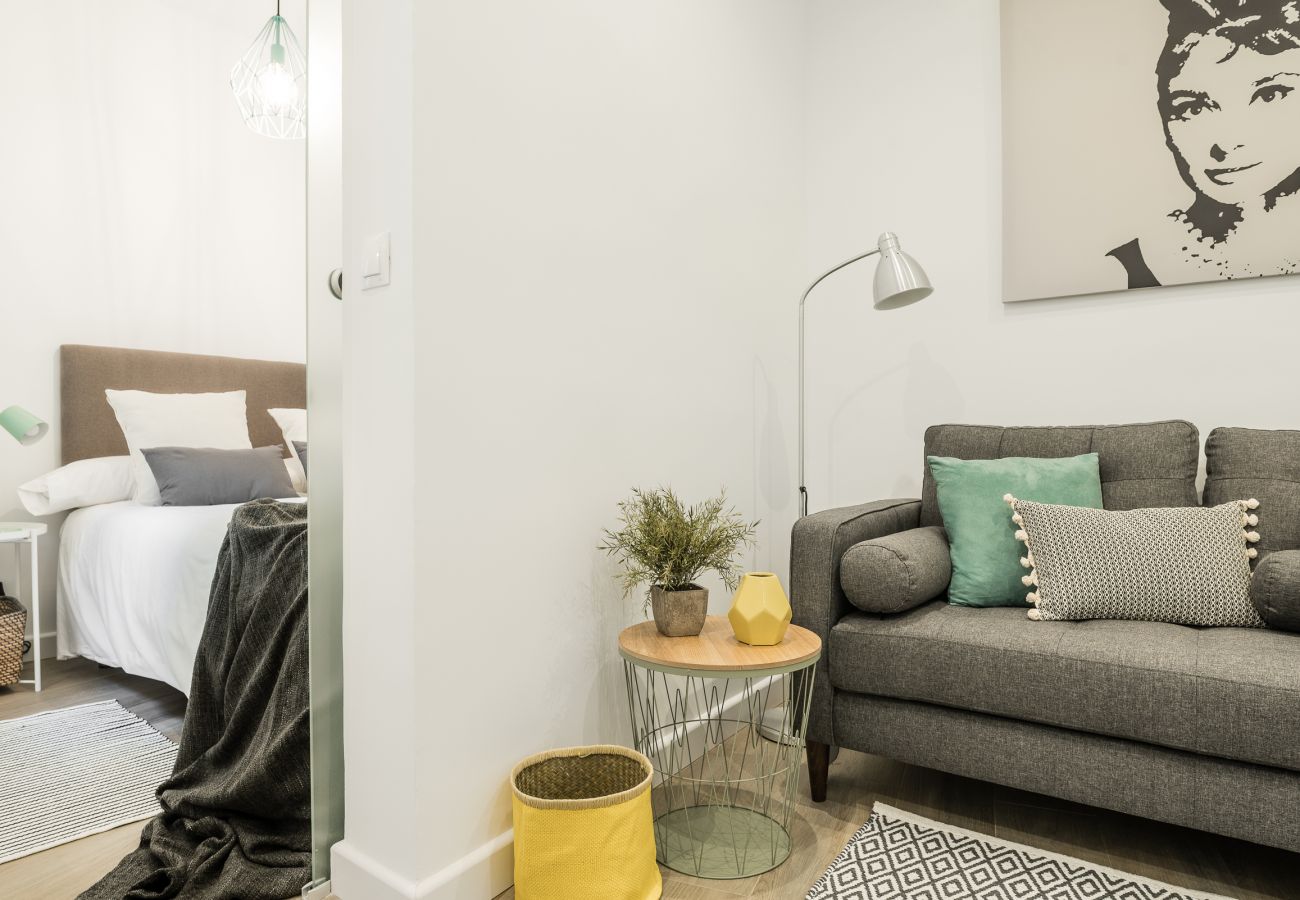 Apartment in Madrid - Waou Malasaña I - Alquiler Corta Duración