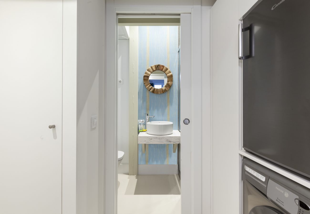 Studio in Madrid - Waou Gran Via III - Alquiler Corta Duración Studio in Madrid - Waou Gran Via III - Alquiler Corta Duración