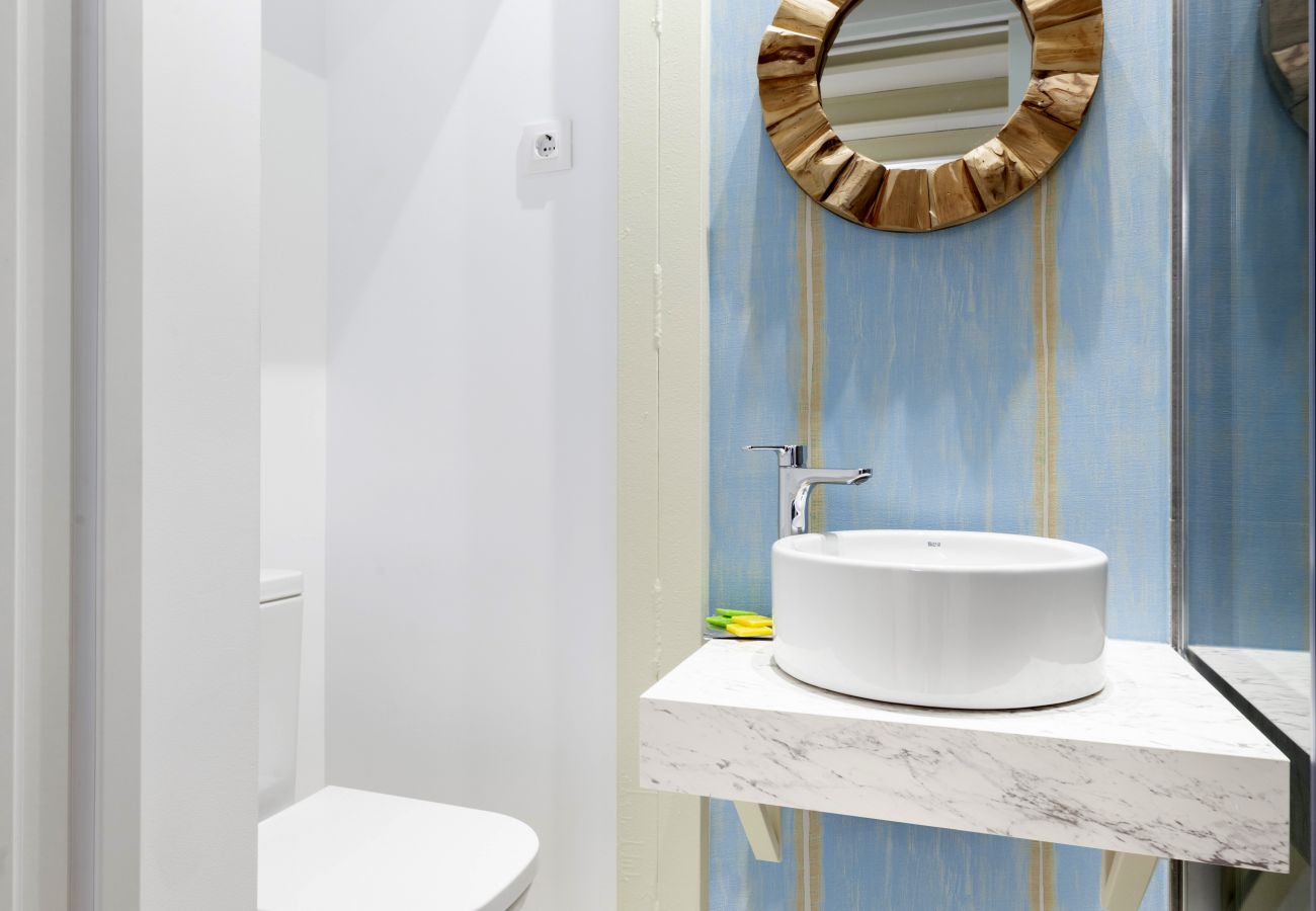 Studio in Madrid - Waou Gran Via III - Alquiler Corta Duración Studio in Madrid - Waou Gran Via III - Alquiler Corta Duración