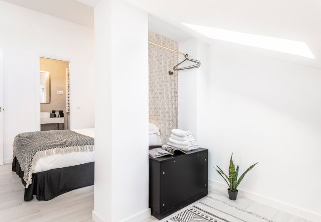 Apartment in Madrid - Waou Malasaña es MIA - Corta Duració Apartment in Madrid - Waou Malasaña es MIA - Corta Duració