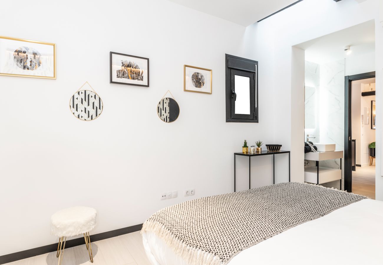 Apartment in Madrid - Waou Malasaña es MIA - Corta Duració Apartment in Madrid - Waou Malasaña es MIA - Corta Duració