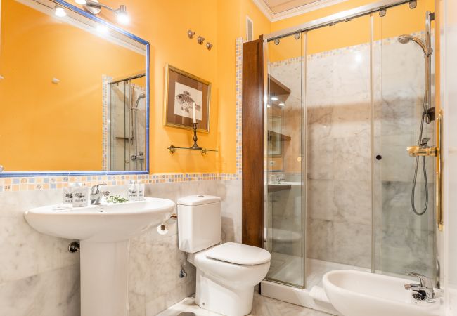 Apartment in Seville - Waou Sevilla Skyline Apartment in Seville - Waou Sevilla Skyline