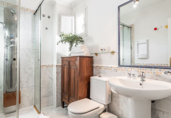 Apartment in Seville - Waou Sevilla Skyline Apartment in Seville - Waou Sevilla Skyline