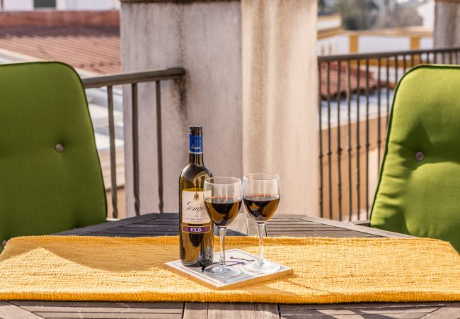 Apartment in Seville - Waou Sevilla Skyline Apartment in Seville - Waou Sevilla Skyline