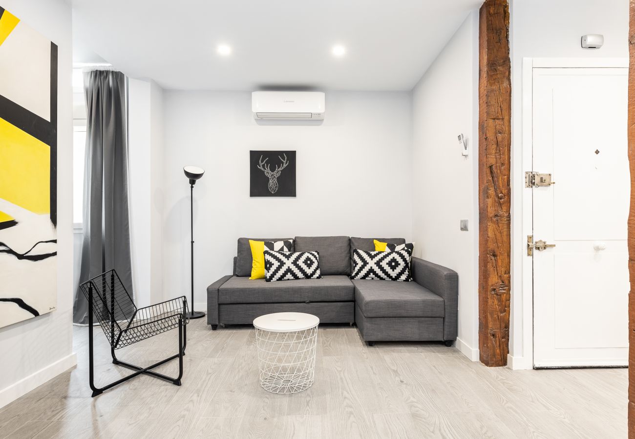 Apartment in Madrid - Waou Gran Via IV - Alquiler Corta Duración Apartment in Madrid - Waou Gran Via IV - Alquiler Corta Duración