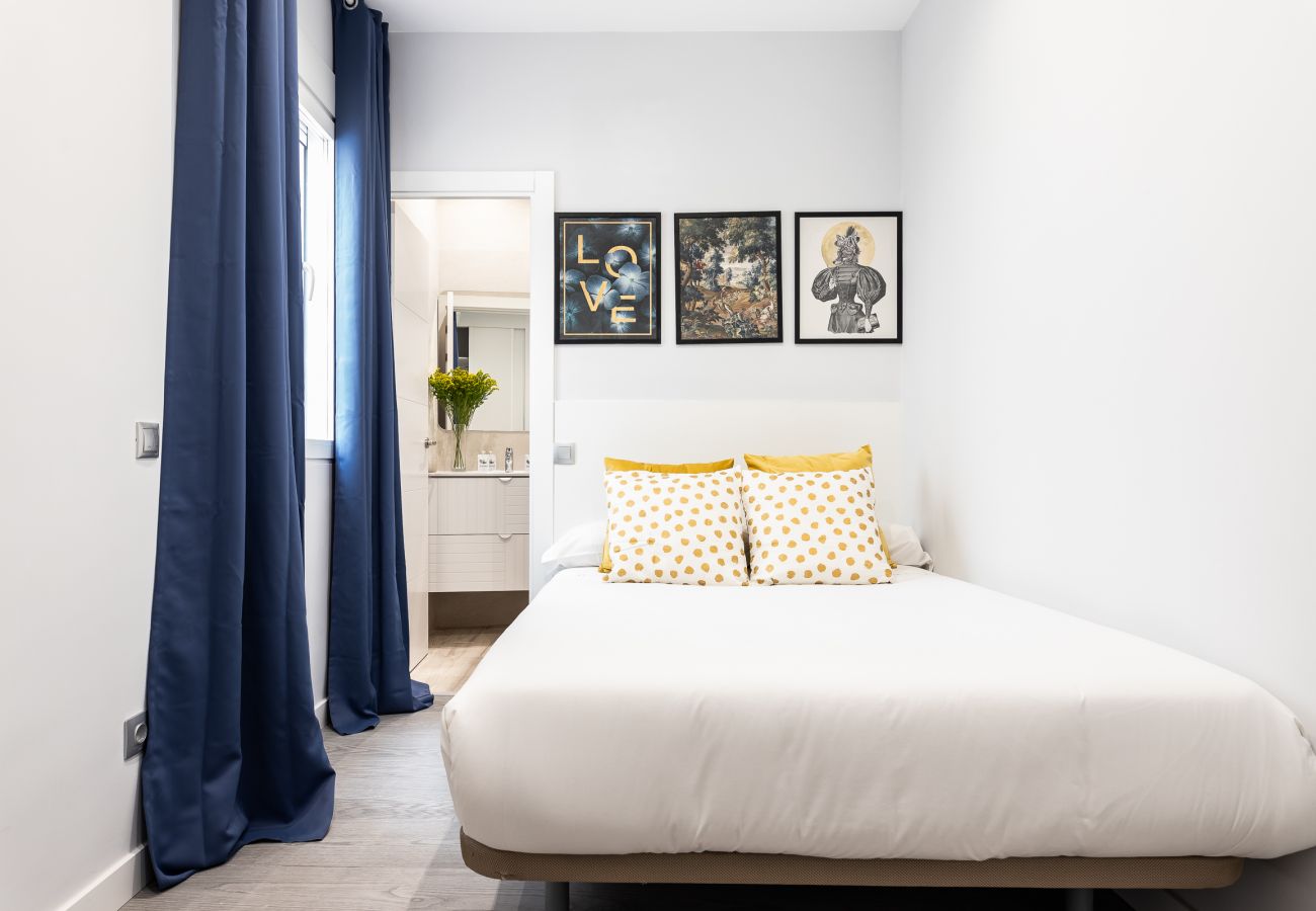 Apartment in Madrid - Waou Gran Via IV - Alquiler Corta Duración Apartment in Madrid - Waou Gran Via IV - Alquiler Corta Duración