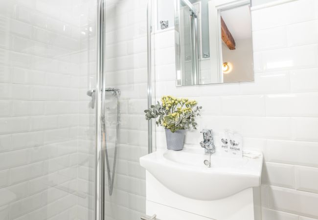 Apartment in Madrid - Waou Chamberi IV - Alquiler Corta Duración Apartment in Madrid - Waou Chamberi IV - Alquiler Corta Duración