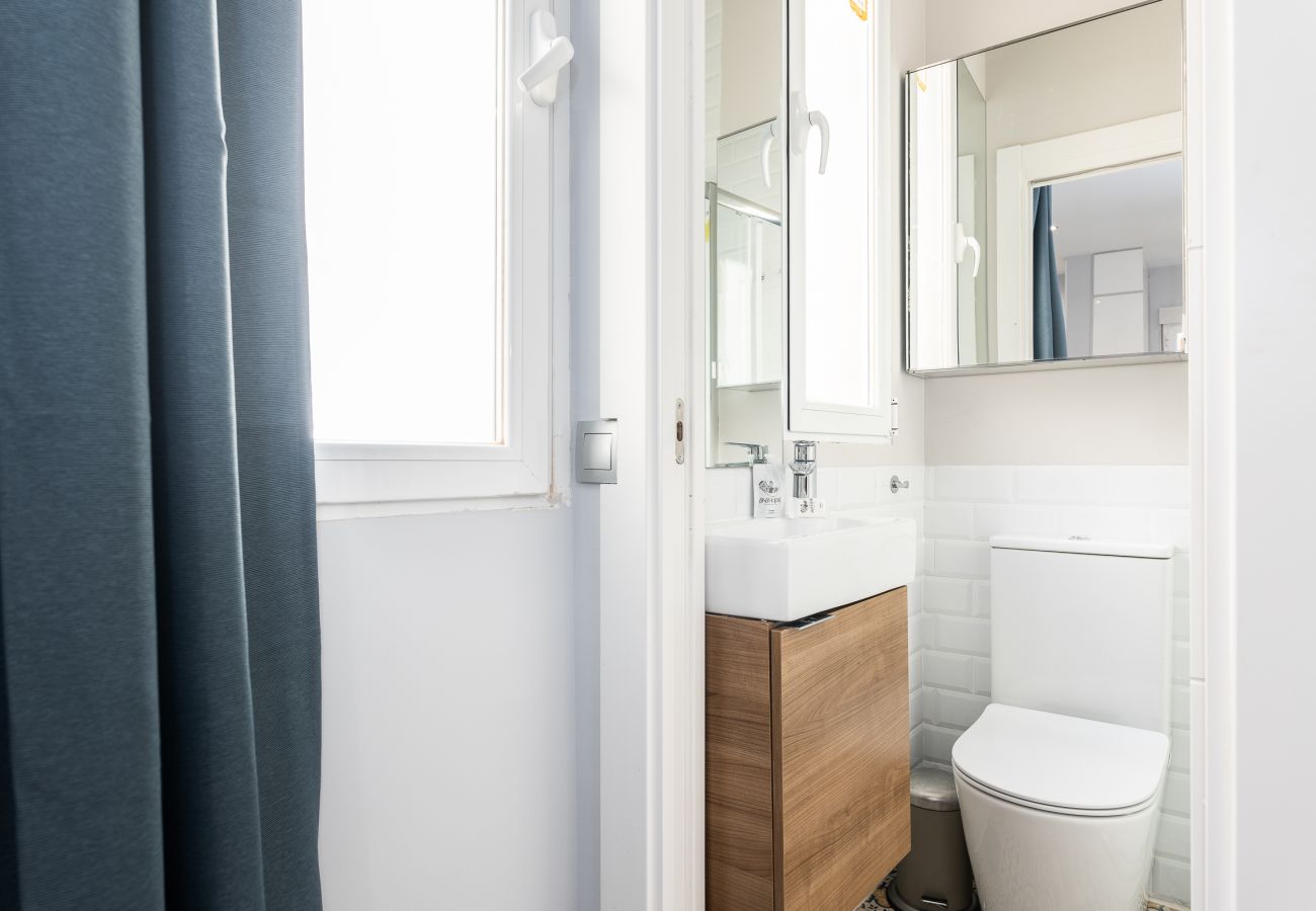 Apartment in Madrid - Waou Los Austrias I - Alquiler Corta Duración Apartment in Madrid - Waou Los Austrias I - Alquiler Corta Duración