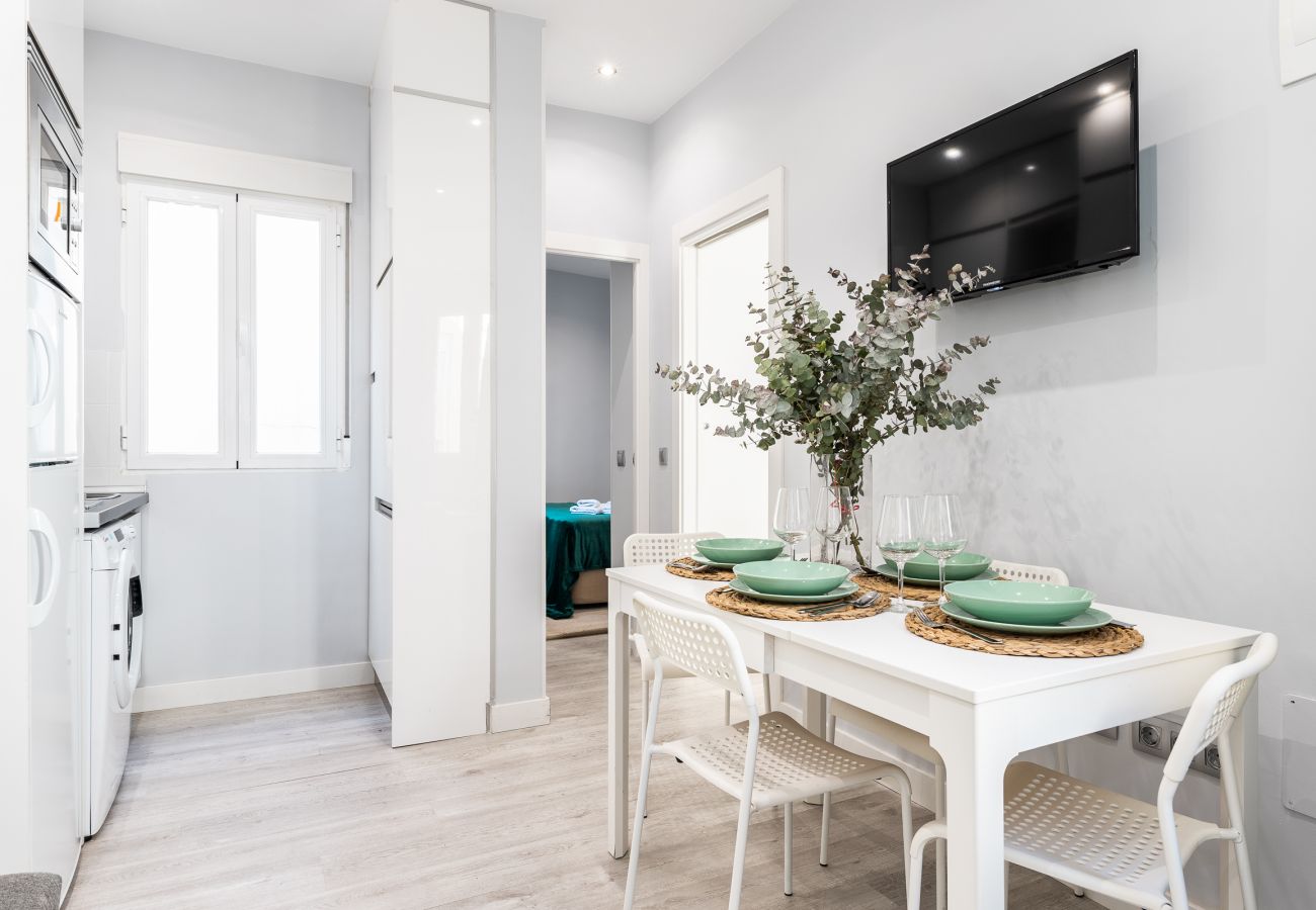 Apartment in Madrid - Waou Los Austrias I - Alquiler Corta Duración Apartment in Madrid - Waou Los Austrias I - Alquiler Corta Duración